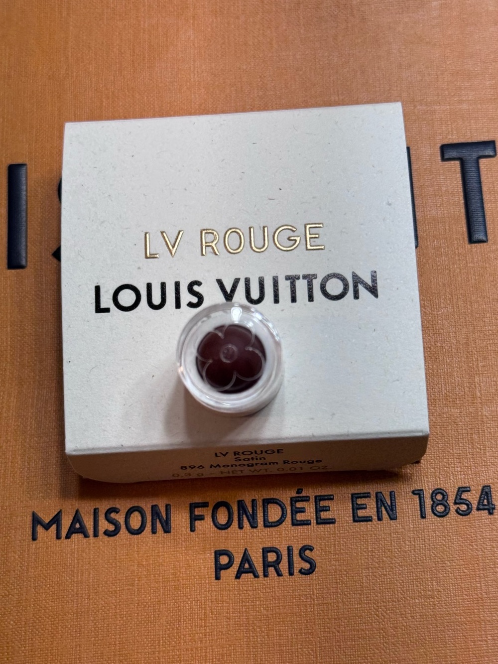 Louis Vuitton LV Rouge - Satin Lipstick 896 - Monogram Rouge